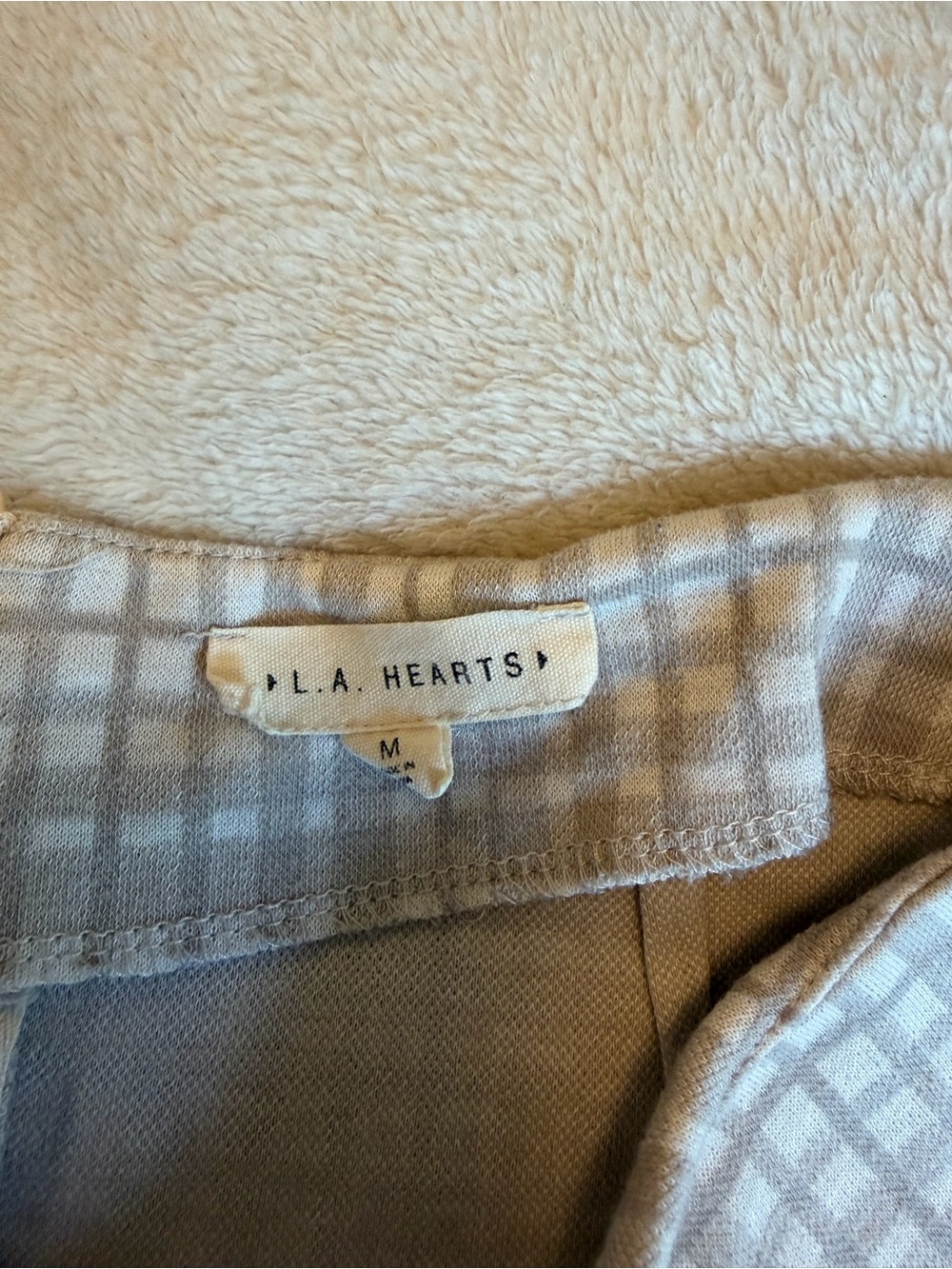 La Hearts Plaid Mini Skirt in Light Gray and White - Picture 2 of 3